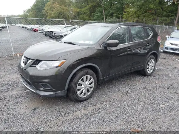 KNMAT2MV2GP670230 2016 NISSAN ROGUE - Image 2