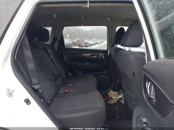KNMAT2MV2GP671085 2016 NISSAN ROGUE - Image 8