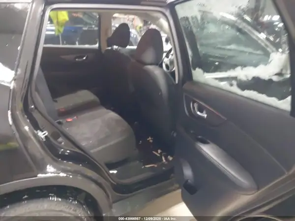 KNMAT2MV2GP671457 2016 NISSAN ROGUE - Image 8