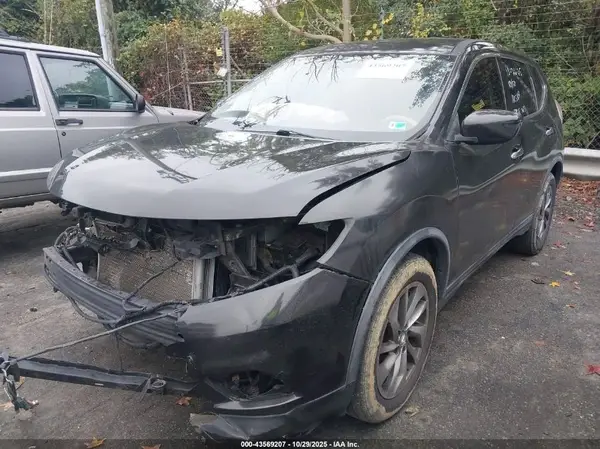 KNMAT2MV2GP675900 2016 NISSAN ROGUE - Image 2