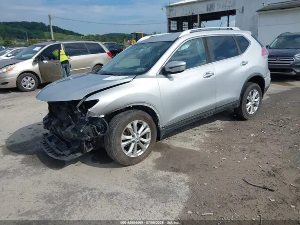 KNMAT2MV2GP681017 2016 NISSAN ROGUE - Image 2