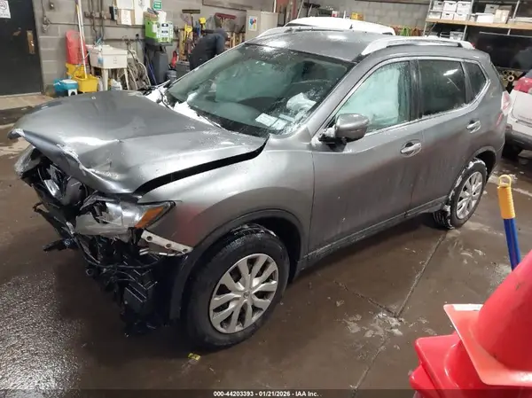KNMAT2MV2GP714842 2016 NISSAN ROGUE - Image 2