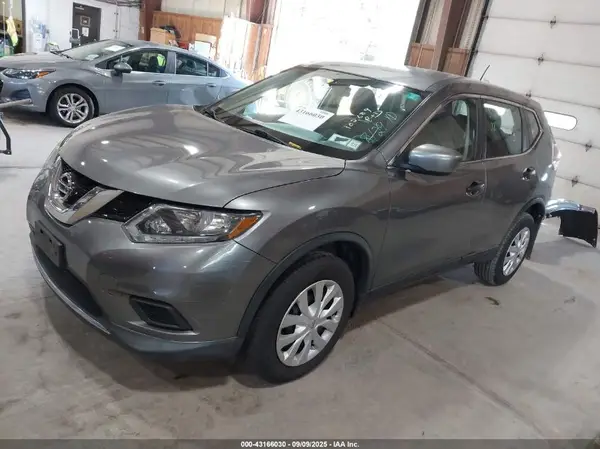 KNMAT2MV2GP716610 2016 NISSAN ROGUE - Image 2