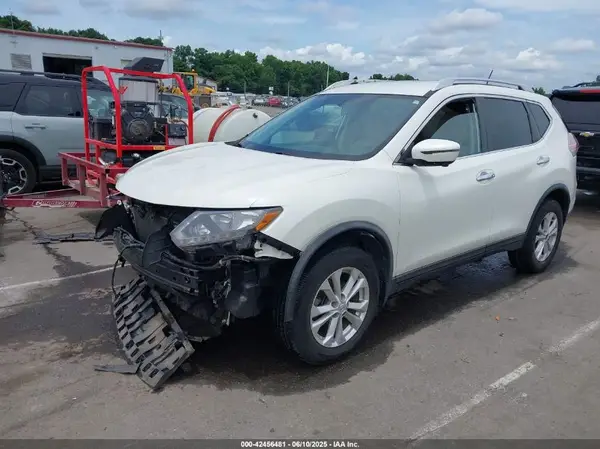 KNMAT2MV2GP722536 2016 NISSAN ROGUE - Image 2