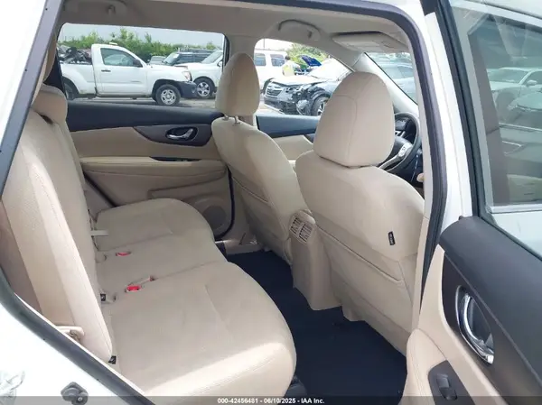 KNMAT2MV2GP722536 2016 NISSAN ROGUE - Image 8