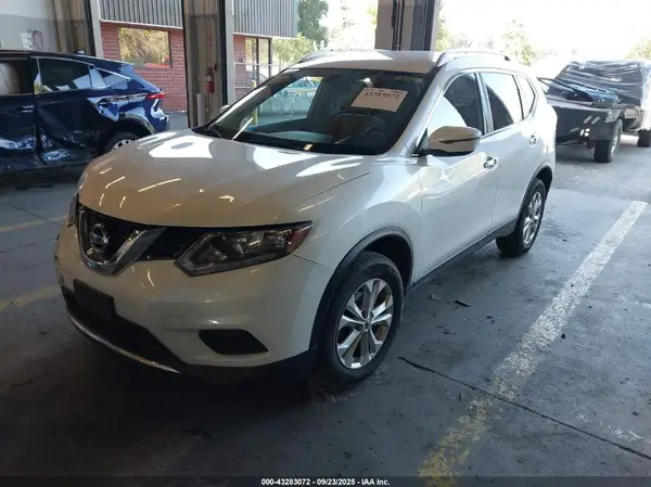 KNMAT2MV2GP724206 2016 NISSAN ROGUE - Image 2