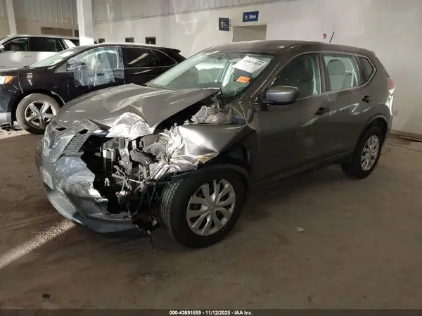KNMAT2MV2GP730748 2016 NISSAN ROGUE - Image 2
