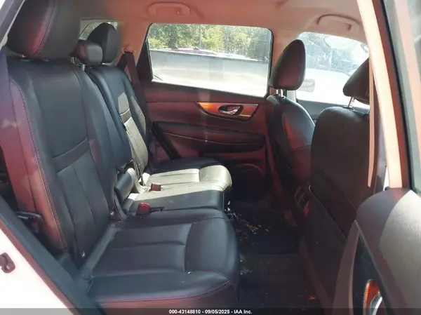KNMAT2MV2GP733150 2016 NISSAN ROGUE - Image 8
