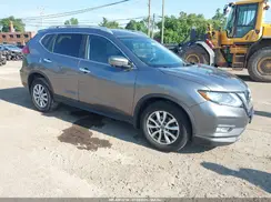 KNMAT2MV2HP504047 2017 NISSAN ROGUE