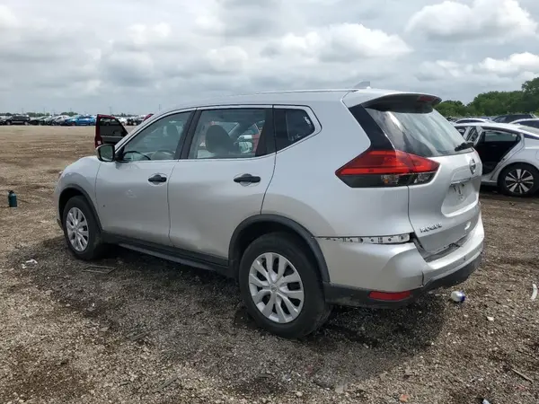 KNMAT2MV2HP510446 2017 NISSAN ROGUE - Image 2