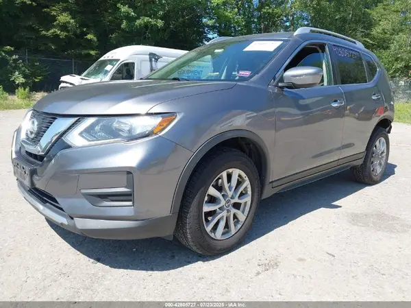 KNMAT2MV2HP512553 2017 NISSAN ROGUE - Image 2