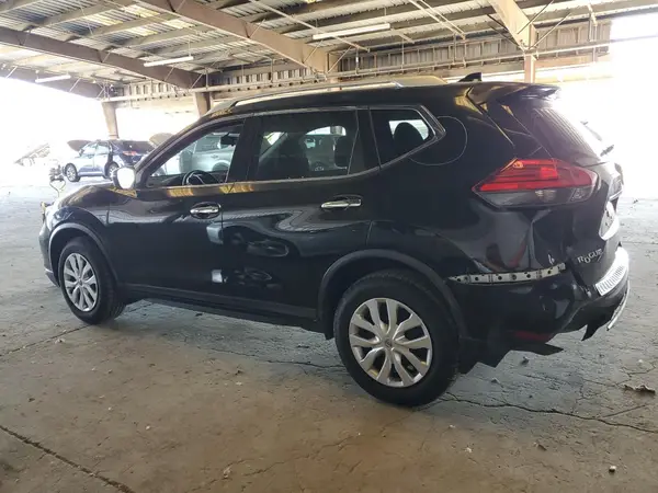 KNMAT2MV2HP518918 2017 NISSAN ROGUE - Image 2