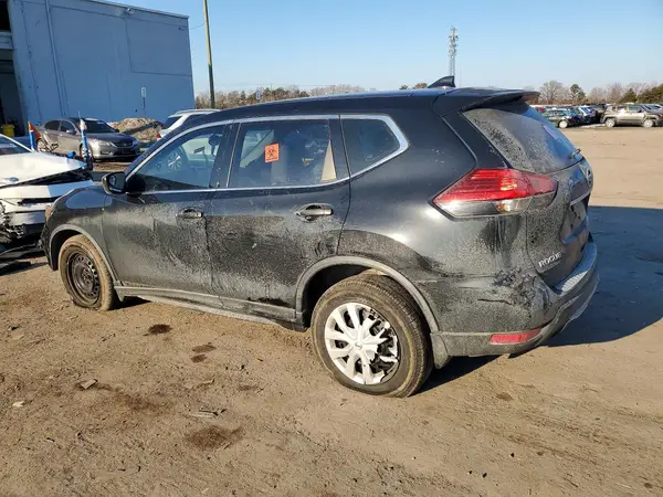 KNMAT2MV2HP525495 2017 NISSAN ROGUE - Image 2