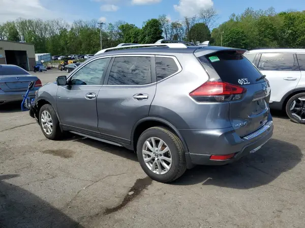 KNMAT2MV2HP527165 2017 NISSAN ROGUE - Image 2