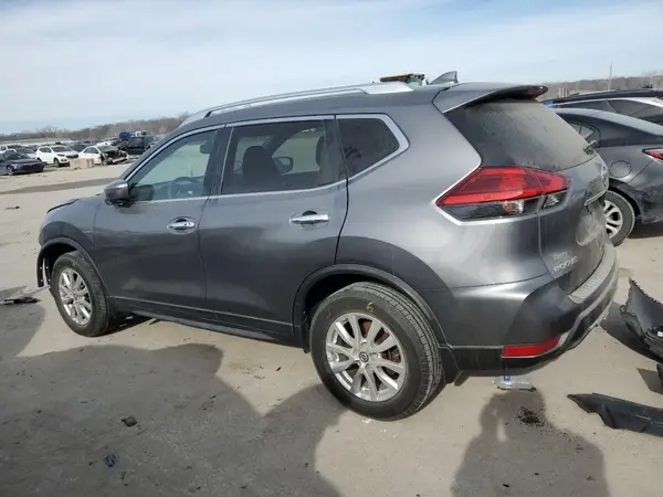 KNMAT2MV2HP527859 2017 NISSAN ROGUE - Image 2