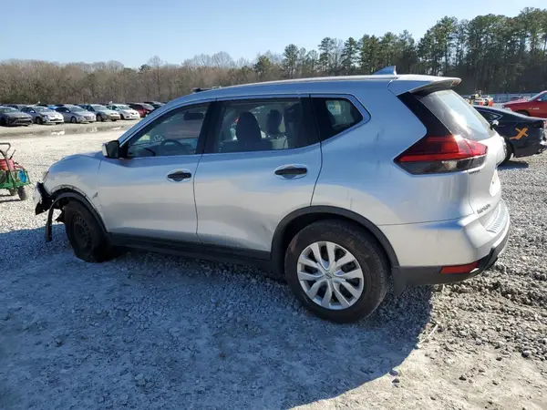 KNMAT2MV2HP529725 2017 NISSAN ROGUE - Image 2