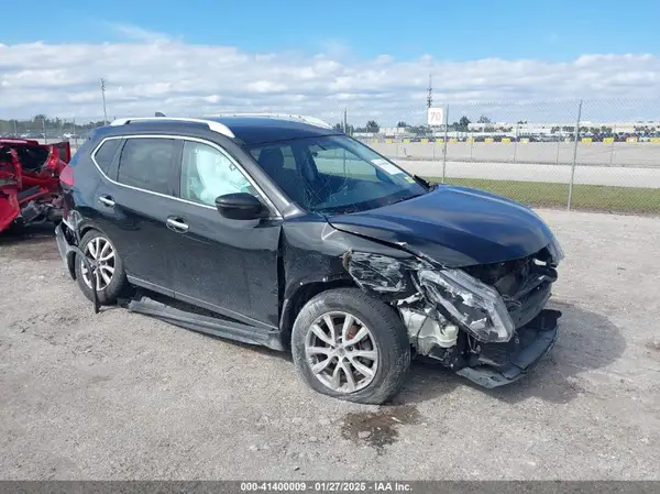 KNMAT2MV2HP534892 2017 NISSAN ROGUE - Image 1