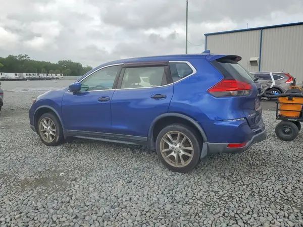 KNMAT2MV2HP537727 2017 NISSAN ROGUE - Image 2