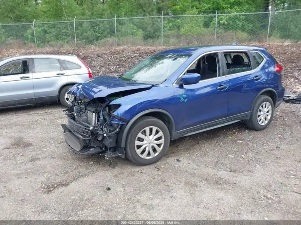 KNMAT2MV2HP550669 2017 NISSAN ROGUE - Image 2
