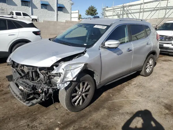KNMAT2MV2HP552132 2017 NISSAN ROGUE - Image 1