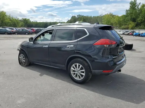 KNMAT2MV2HP562868 2017 NISSAN ROGUE - Image 2