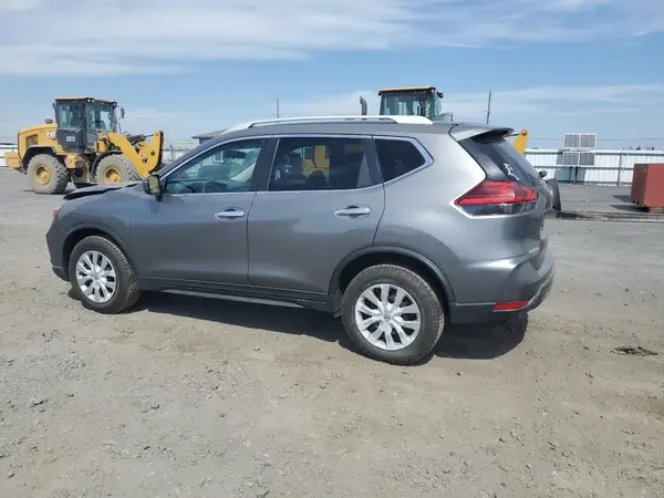 KNMAT2MV2HP564233 2017 NISSAN ROGUE - Image 2