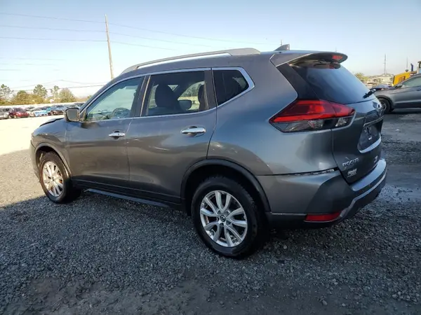 KNMAT2MV2HP567326 2017 NISSAN ROGUE - Image 2