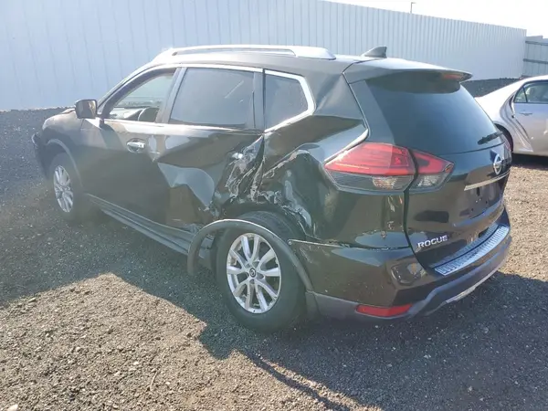 KNMAT2MV2HP569657 2017 NISSAN ROGUE - Image 2