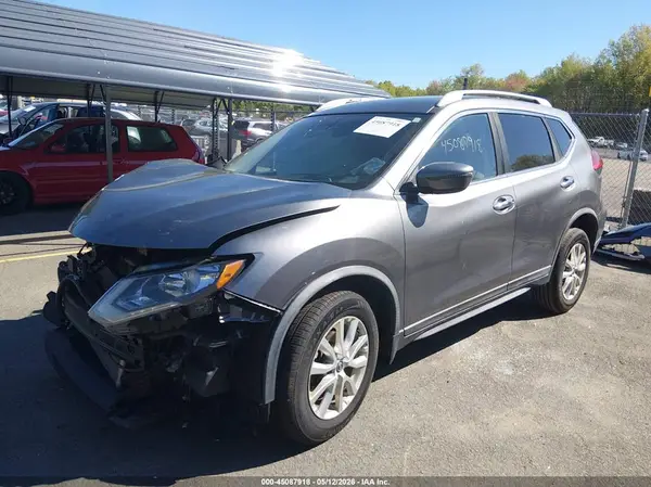 KNMAT2MV2HP597927 2017 NISSAN ROGUE - Image 2