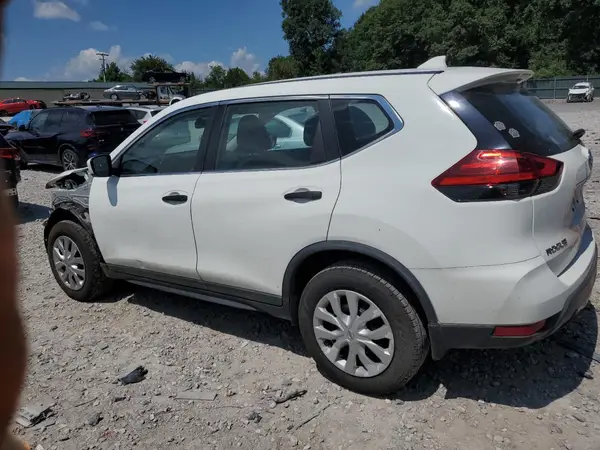 KNMAT2MV2HP603810 2017 NISSAN ROGUE - Image 2
