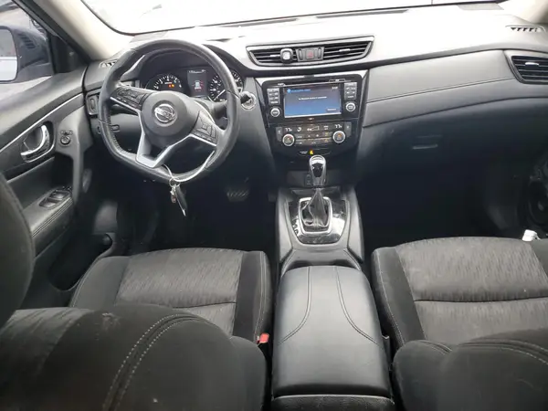 KNMAT2MV2HP605783 2017 NISSAN ROGUE - Image 8