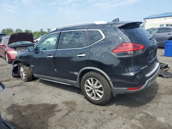 KNMAT2MV2HP605962 2017 NISSAN ROGUE - Image 2