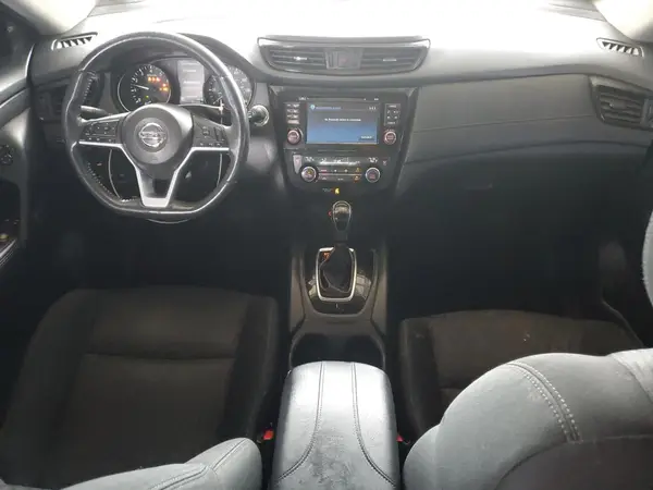 KNMAT2MV2HP607694 2017 NISSAN ROGUE - Image 8