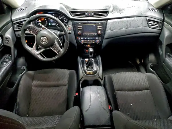 KNMAT2MV2HP608859 2017 NISSAN ROGUE - Image 8