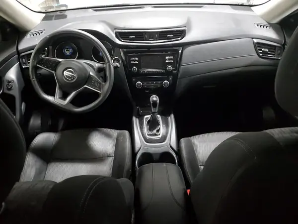 KNMAT2MV2HP610224 2017 NISSAN ROGUE - Image 8