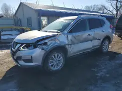 KNMAT2MV2HP610529 2017 NISSAN ROGUE