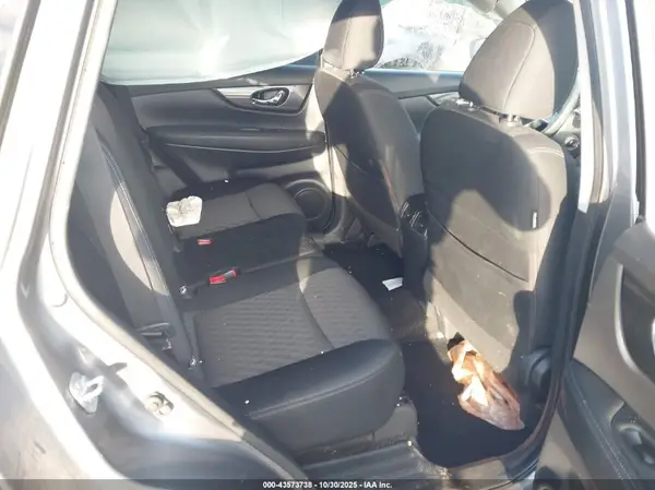 KNMAT2MV2HP610577 2017 NISSAN ROGUE - Image 8