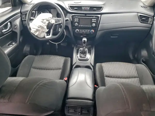 KNMAT2MV2HP613978 2017 NISSAN ROGUE - Image 8