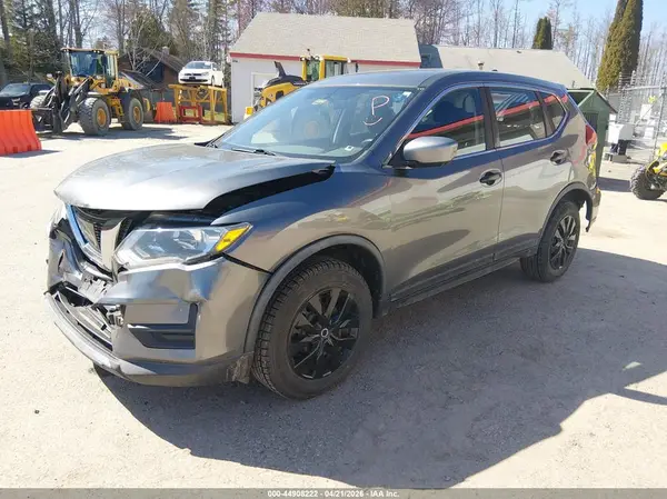 KNMAT2MV2HP614144 2017 NISSAN ROGUE - Image 2