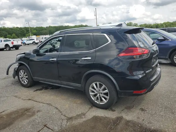 KNMAT2MV2HP614984 2017 NISSAN ROGUE - Image 2