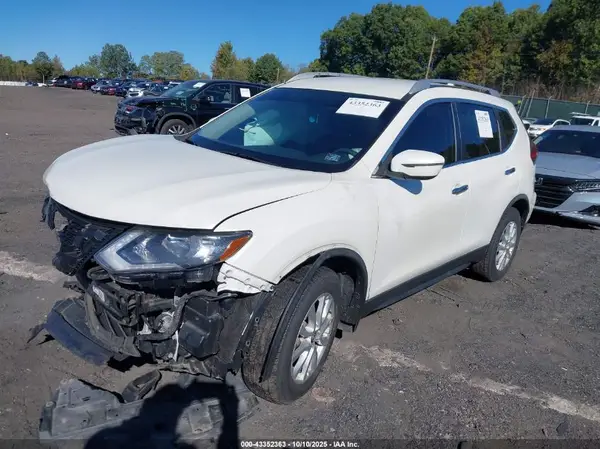 KNMAT2MV2HP615391 2017 NISSAN ROGUE - Image 2