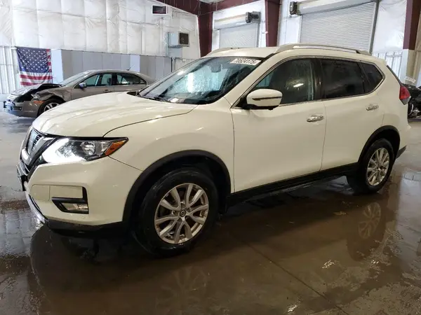 KNMAT2MV2HP616427 2017 NISSAN ROGUE - Image 1