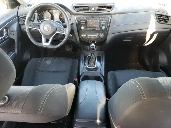 KNMAT2MV2HP616914 2017 NISSAN ROGUE - Image 8
