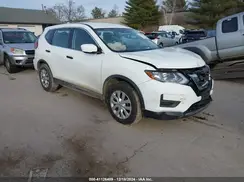 KNMAT2MV2HP617321 2017 NISSAN ROGUE