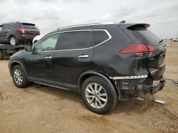 KNMAT2MV2JP509478 2018 NISSAN ROGUE - Image 2