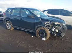 KNMAT2MV2JP515684 2018 NISSAN ROGUE