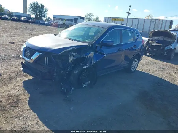 KNMAT2MV2JP518469 2018 NISSAN ROGUE - Image 2