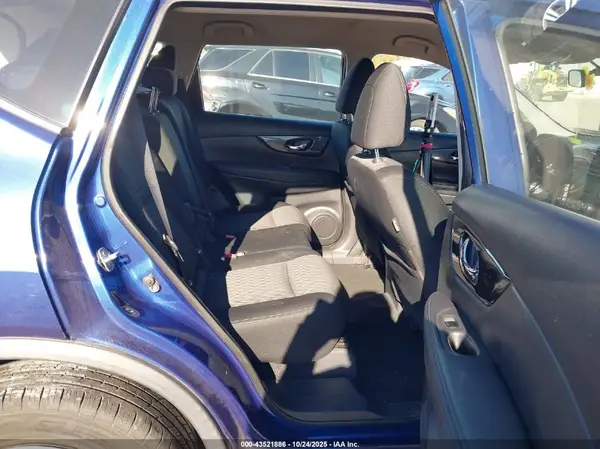 KNMAT2MV2JP518469 2018 NISSAN ROGUE - Image 8