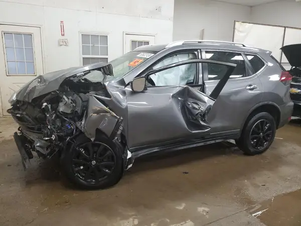 KNMAT2MV2JP519346 2018 NISSAN ROGUE - Image 1