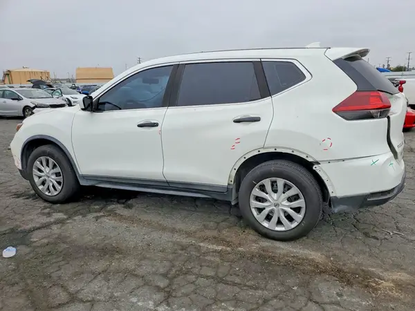 KNMAT2MV2JP520982 2018 NISSAN ROGUE - Image 2